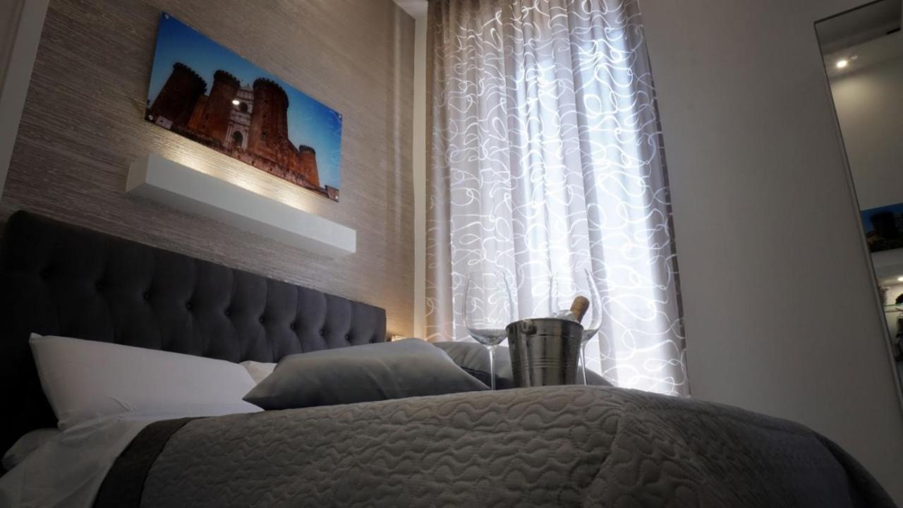 Elegance B&B Napoli Ngoại thất bức ảnh